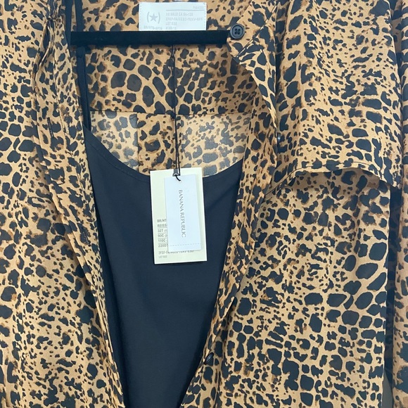 Banana Republic Leopard Maxi Dress - Picture 6 of 16